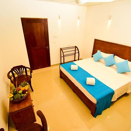 Heavens Door Guest Inn Канді Екстер'єр фото