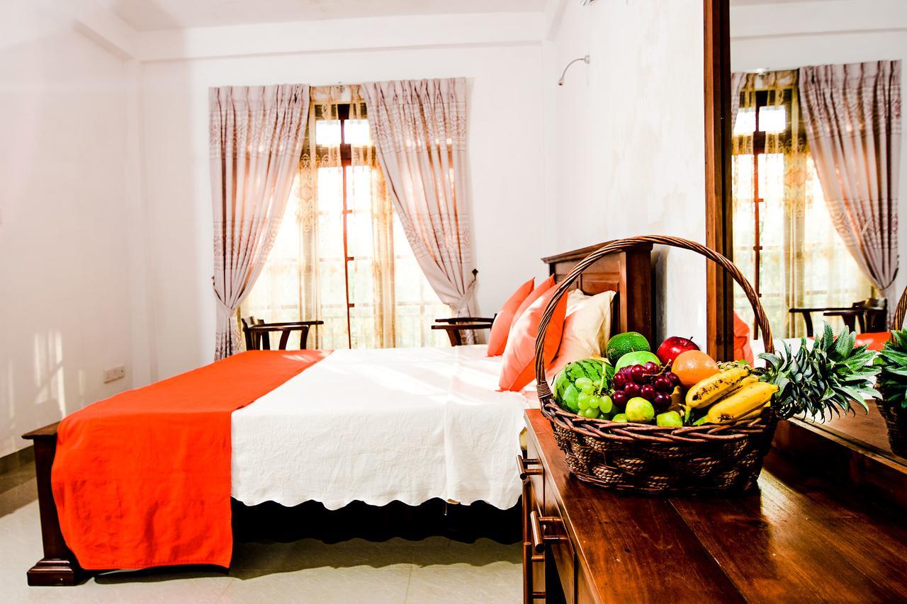 Heavens Door Guest Inn Канді Екстер'єр фото