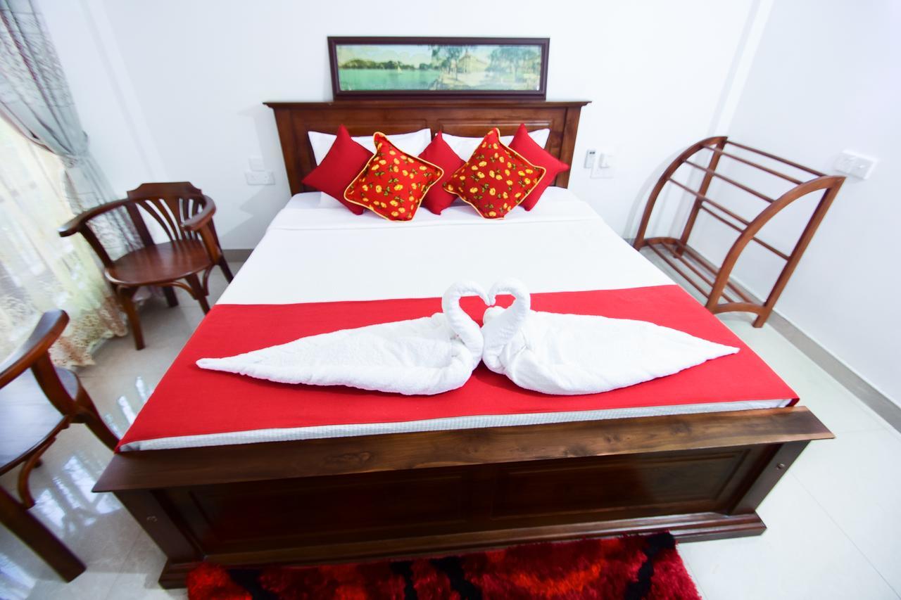 Heavens Door Guest Inn Канді Екстер'єр фото