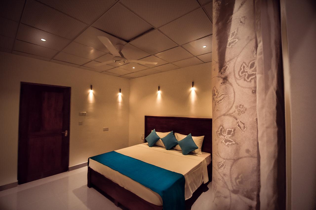 Heavens Door Guest Inn Канді Екстер'єр фото